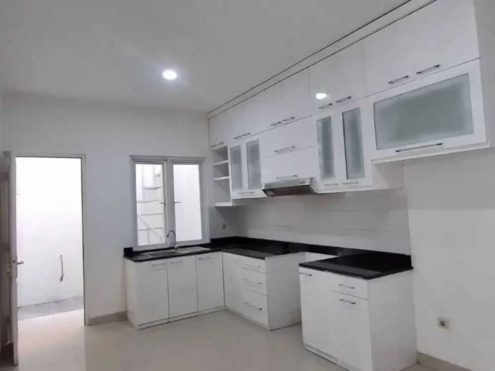 DIJUAL CEPAT DAN MURAH RUMAH RANGKA BAJA RINGAN SIAPHUNI PERUMAHAN KOTA WISATA CIBUBUR JAKARTA TIMUR