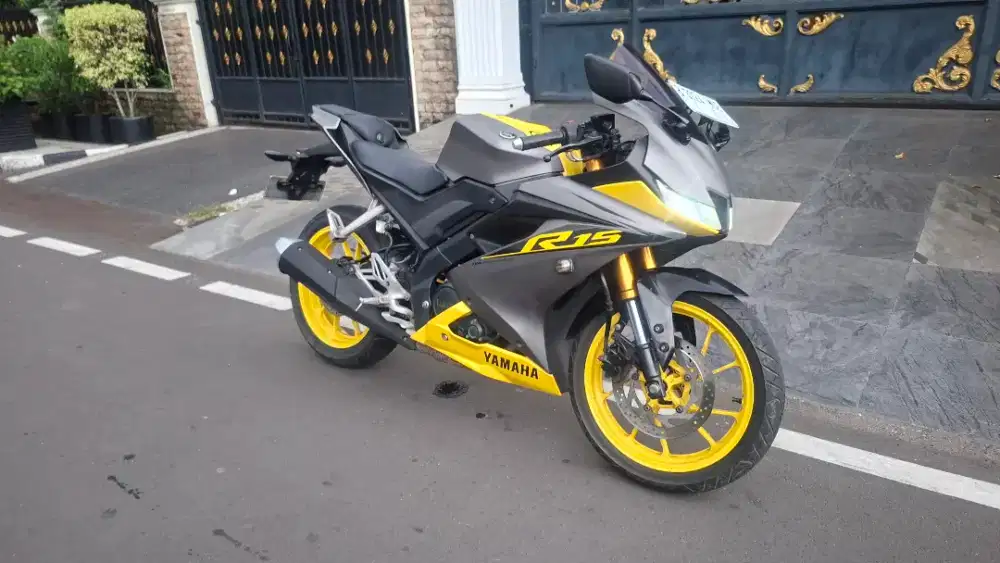 YAMAHA R15 V3 2019 GRESS