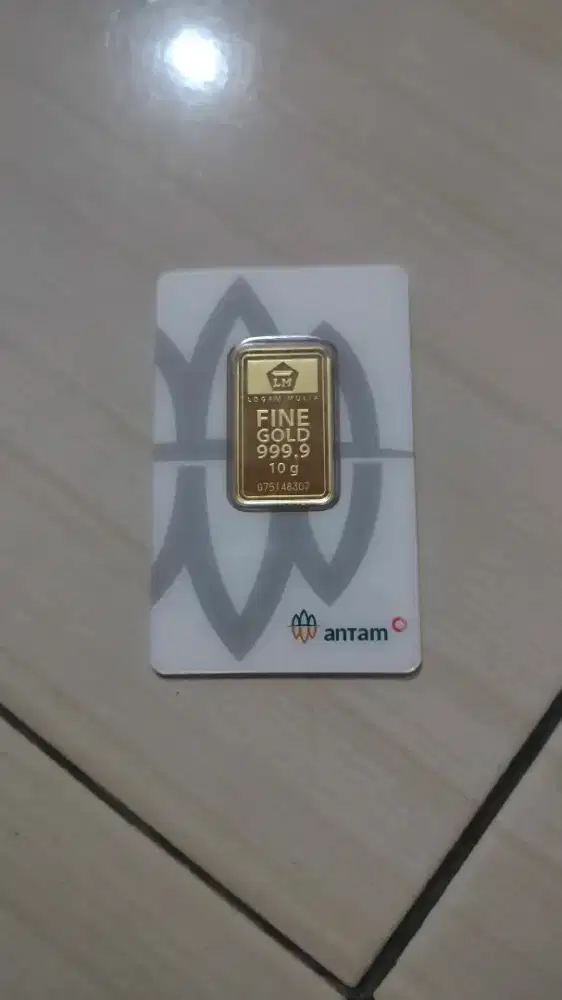 Logam mulia emas antam 10 gram