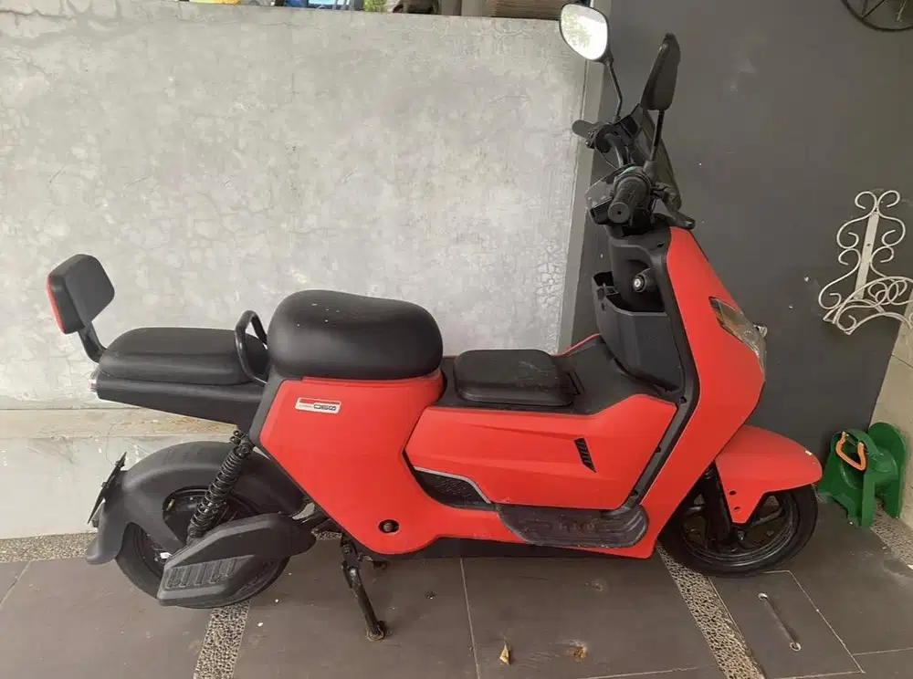 Uwinfly sepeda listrik
