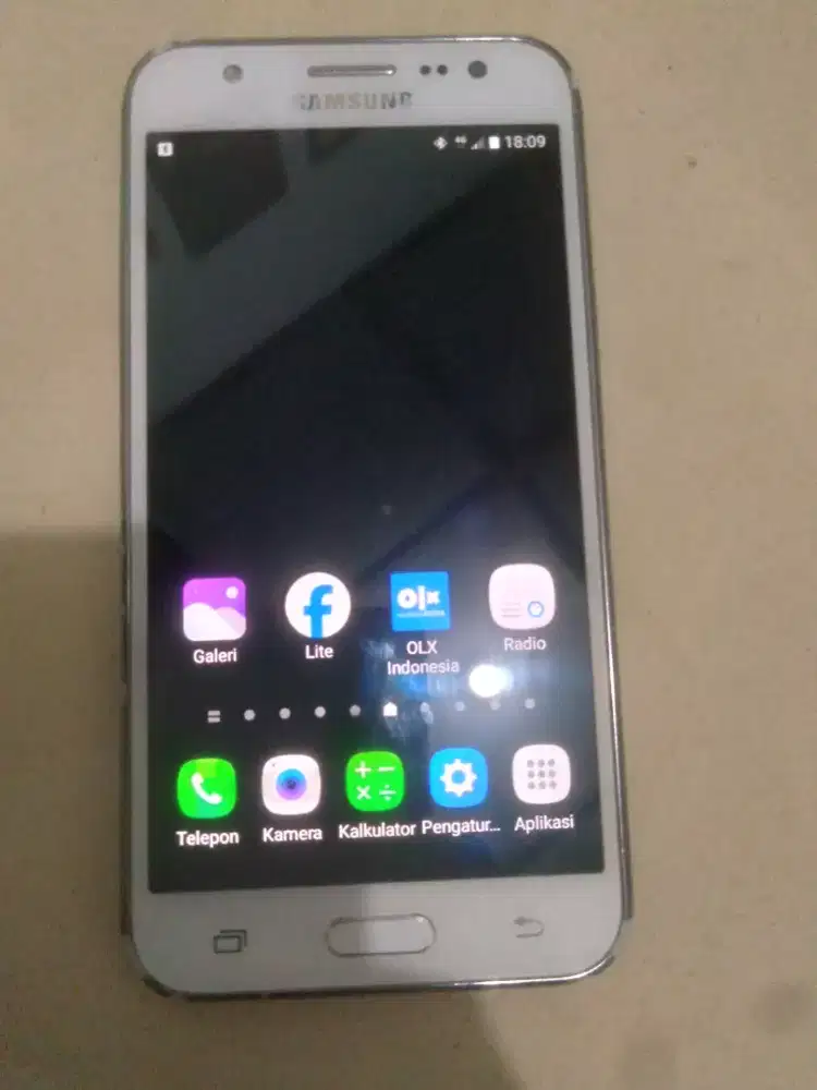 Samsung galaxy J5.4g.Ram 1.5.