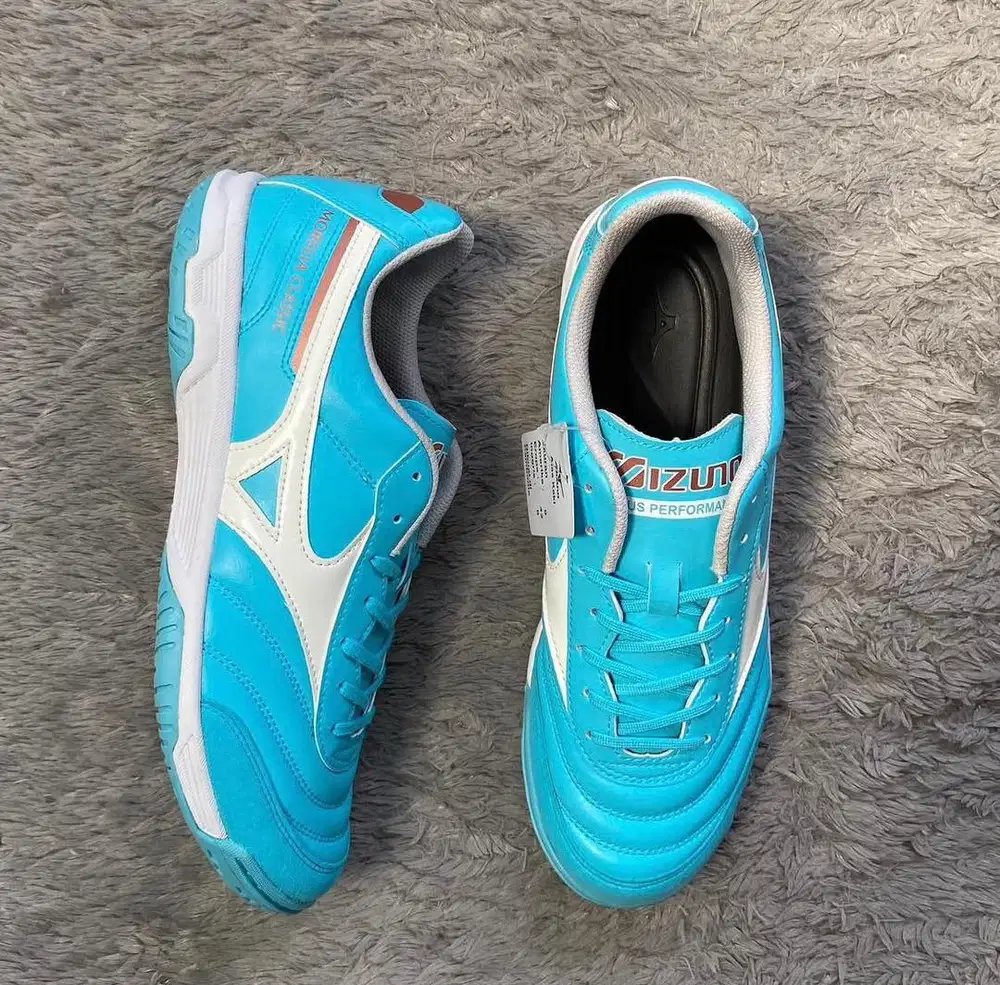 Sepatu Futsal Mizuno Morelia Classic