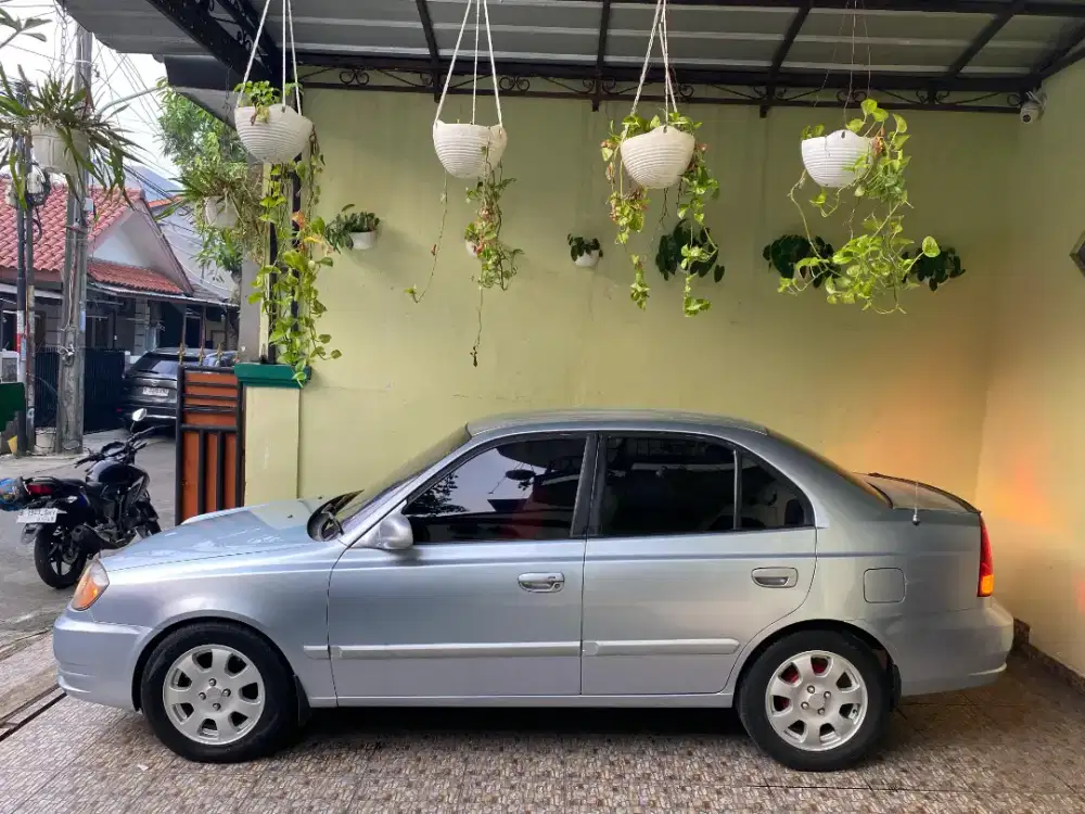 Dijual Hyundai Accent Verna G 2003 Manual