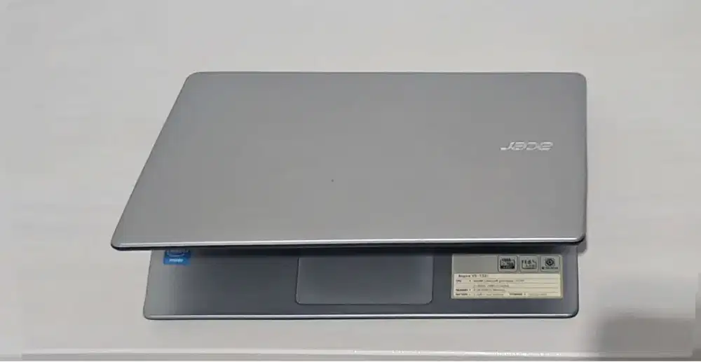 Acer first hand