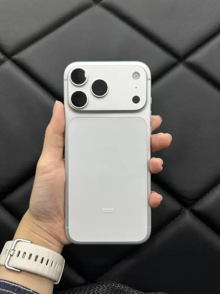 Ip 17 Promax Silver 256gb