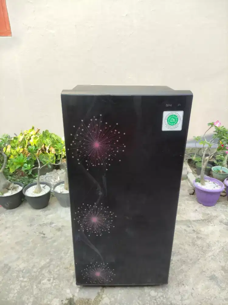Kulkas 1 pintu merk Sharp