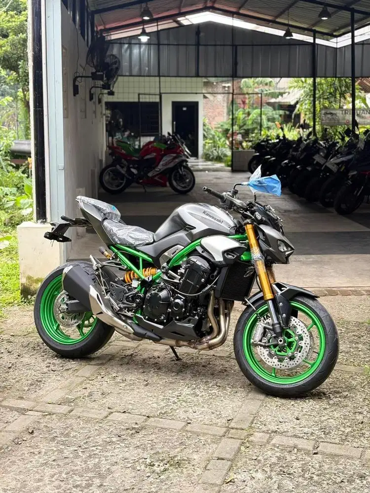 BRAND NEW Z900 ABS SE 2026