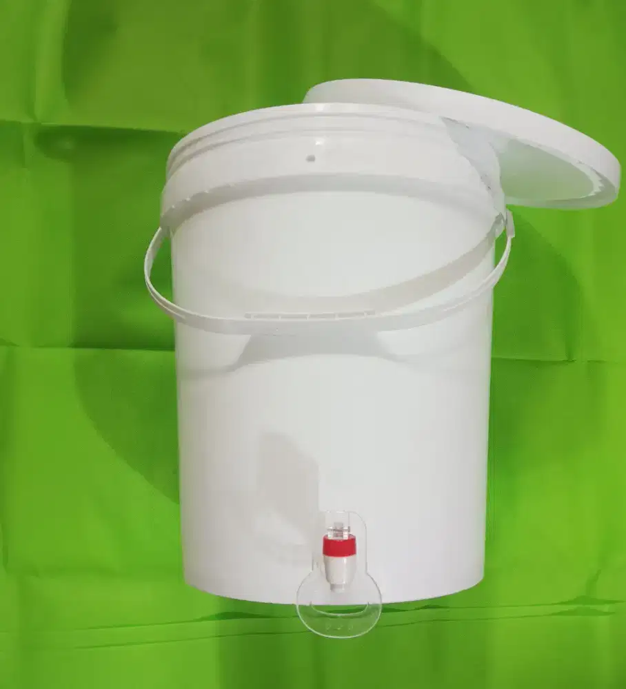 EMBER CUCI TANGAN KAPASITAS 20 LITER