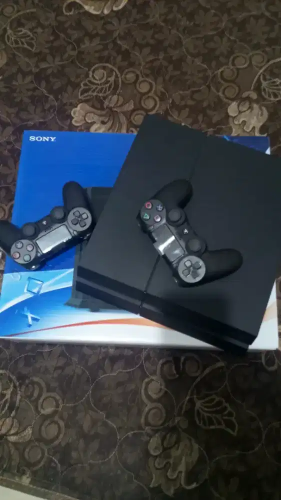 PS 4 FAT 500GB like a new