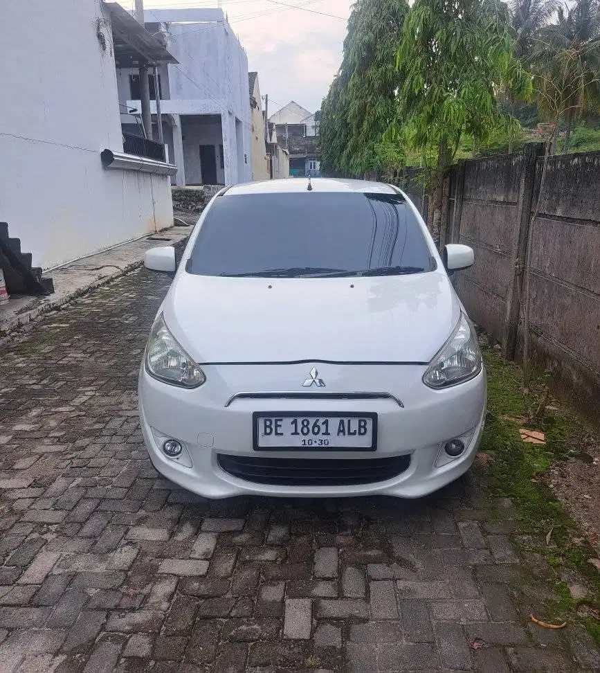 Mitsubishi Mirage Exceed Matic istimewa