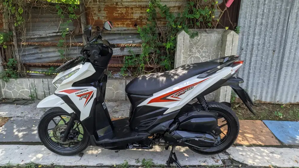 Vario 125cc 2015 CBS Putih Merah