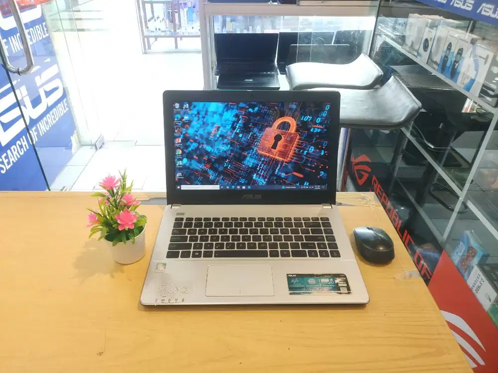 laptop asus A450L core i5 ram 8gb hdd 500gb nvidia