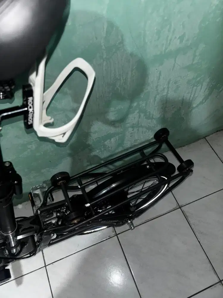 Sepeda lipat Dahon ion hollywood 16