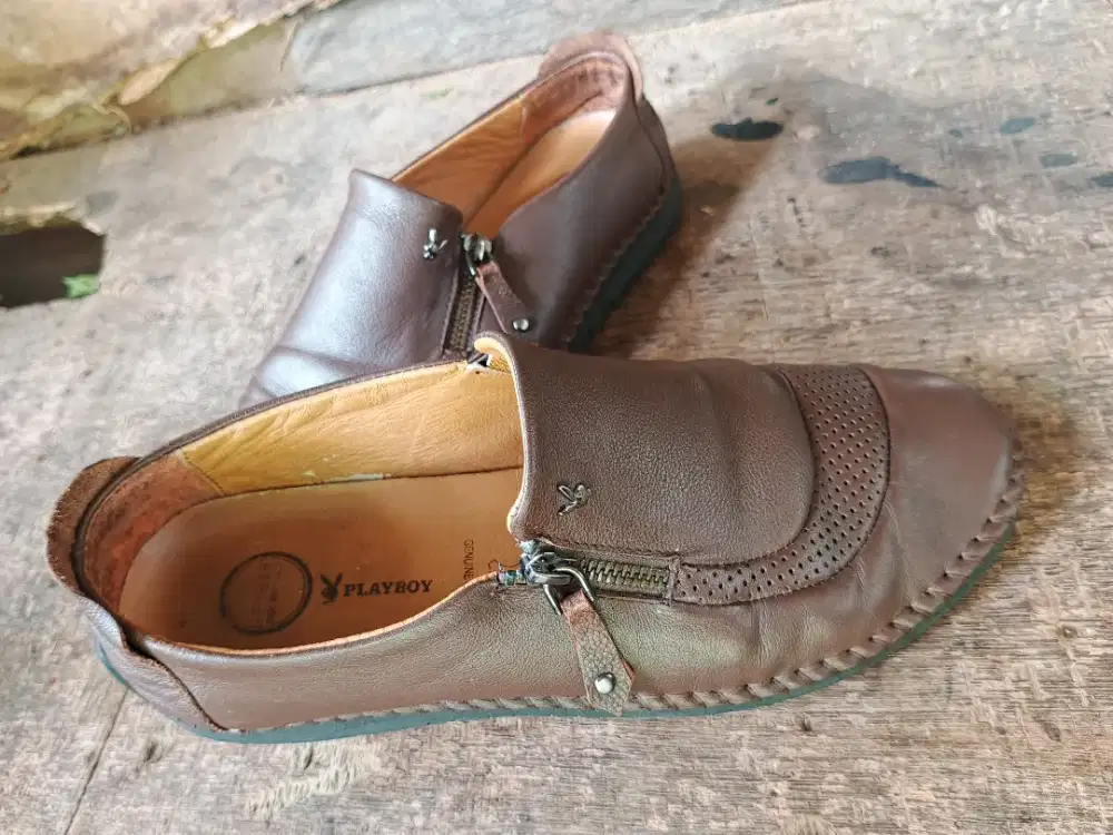 Jual sepatu play boy original size 43 bisa kirim bayar cod d tempat
