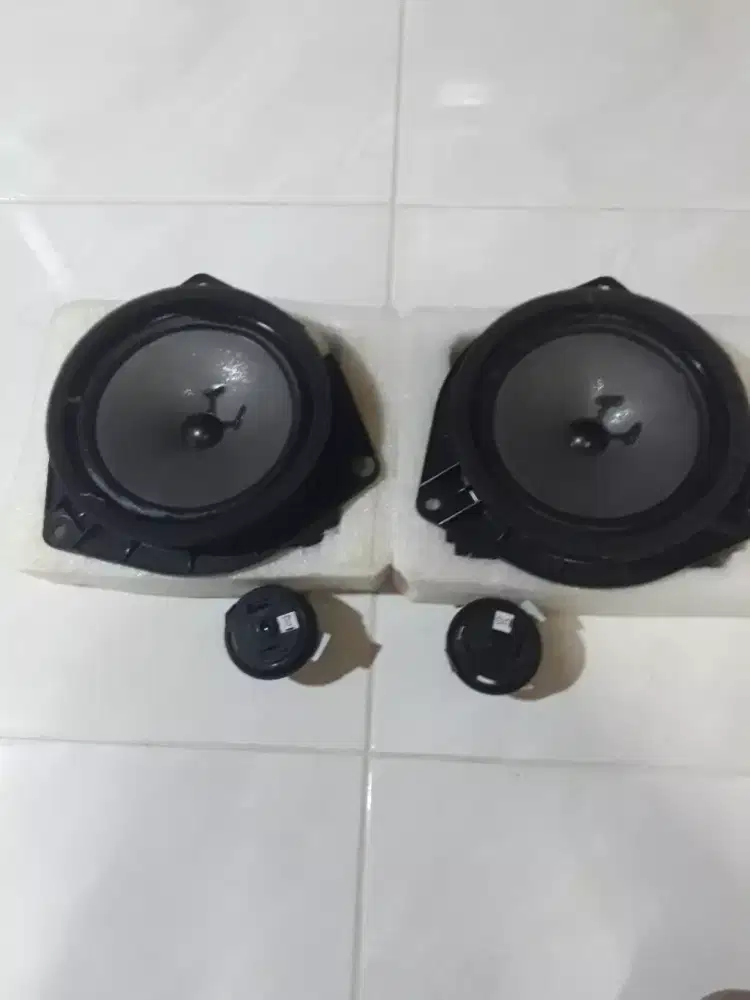 Speaker + Tweeter Standard Toyota Inova Th. 2010