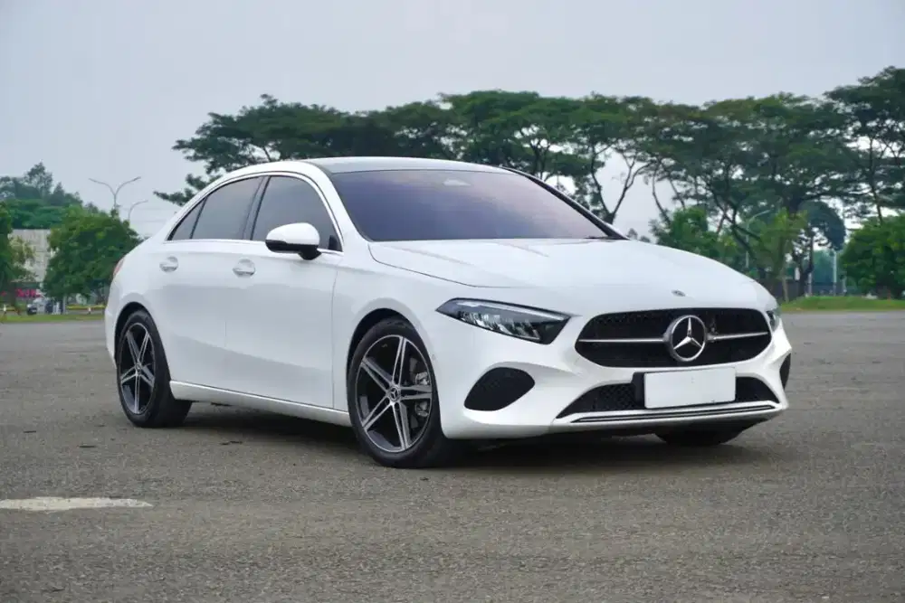 Mercedes Benz A200
V177 Facelift Progressive
Line 2024 / 2025