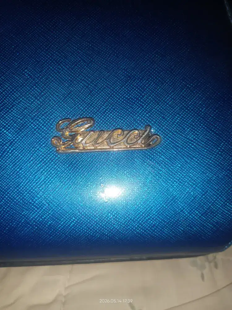 Dijual tas warna biru metalik