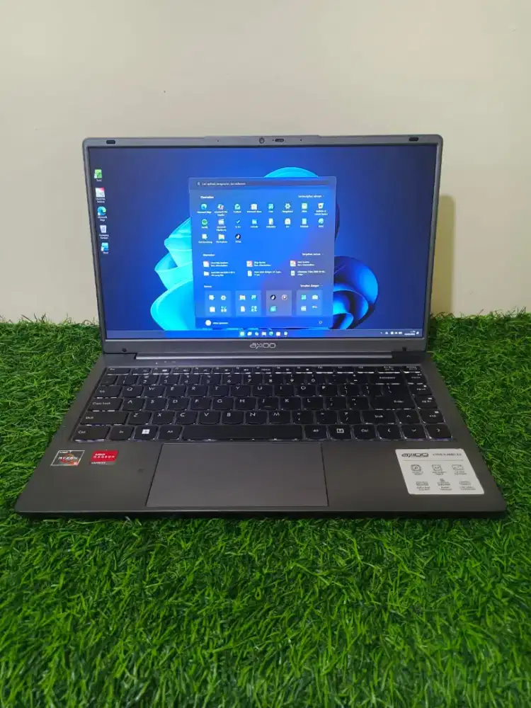 Axioo Hype 5 amd X3 8/512