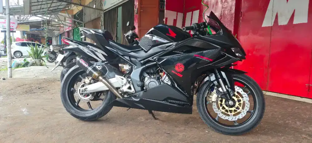 cbr250rr bekas pmk 2020 km 29000 wa.085362004040