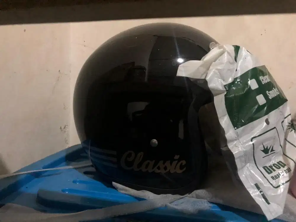 helm retro dan visor