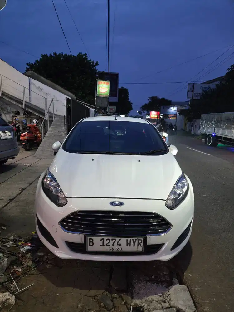 Ford Fiesta 2014 Mulus Terawat March Mirage Agya Ayla