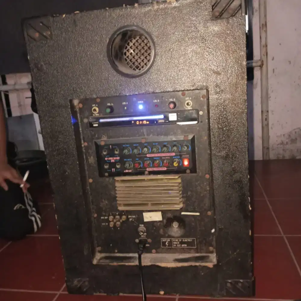 SPEAKER AKTIF DAT MP 8900 ROCKY (BEKAS)
