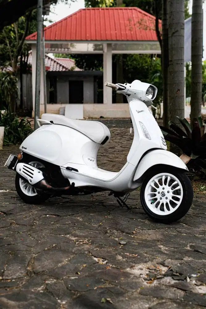 PIAGIO VESPA MATIC SPRINT 150 IGET ABS  TAHUN 2019