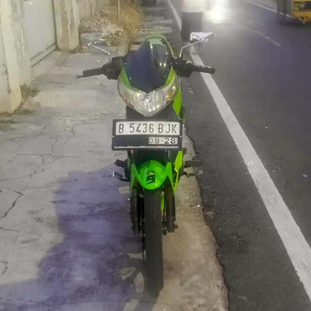Kawasaki Atlhete 2010