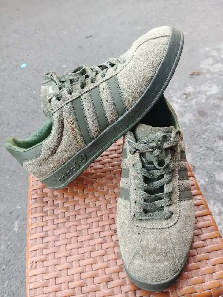 Jual adidas broomflield size 43 bisa kirim bayar cod d tempat