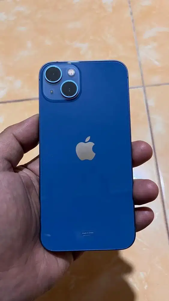 Iphone 13 garansi ex blibli