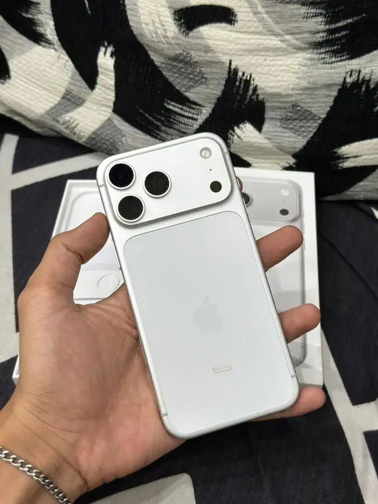 iPhone 17 Promax 256Gb iBox