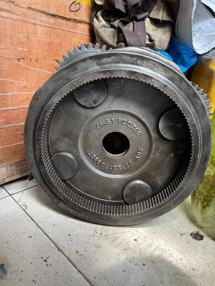 Carrier Tebal 20Y2722170 Final Drive Komatsu PC200-7 20Y-27-22170