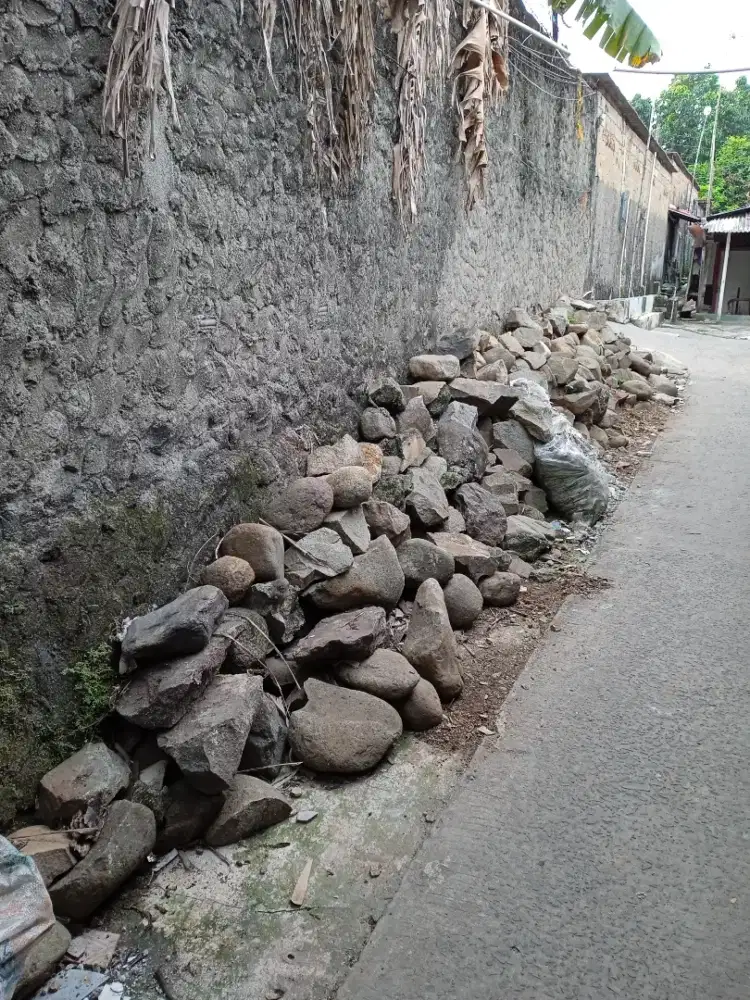 jual Batu kali atau Batu belah sisa membangun