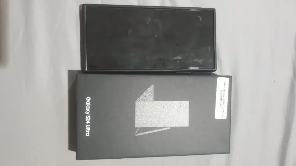 Samsung S24 ultra grey