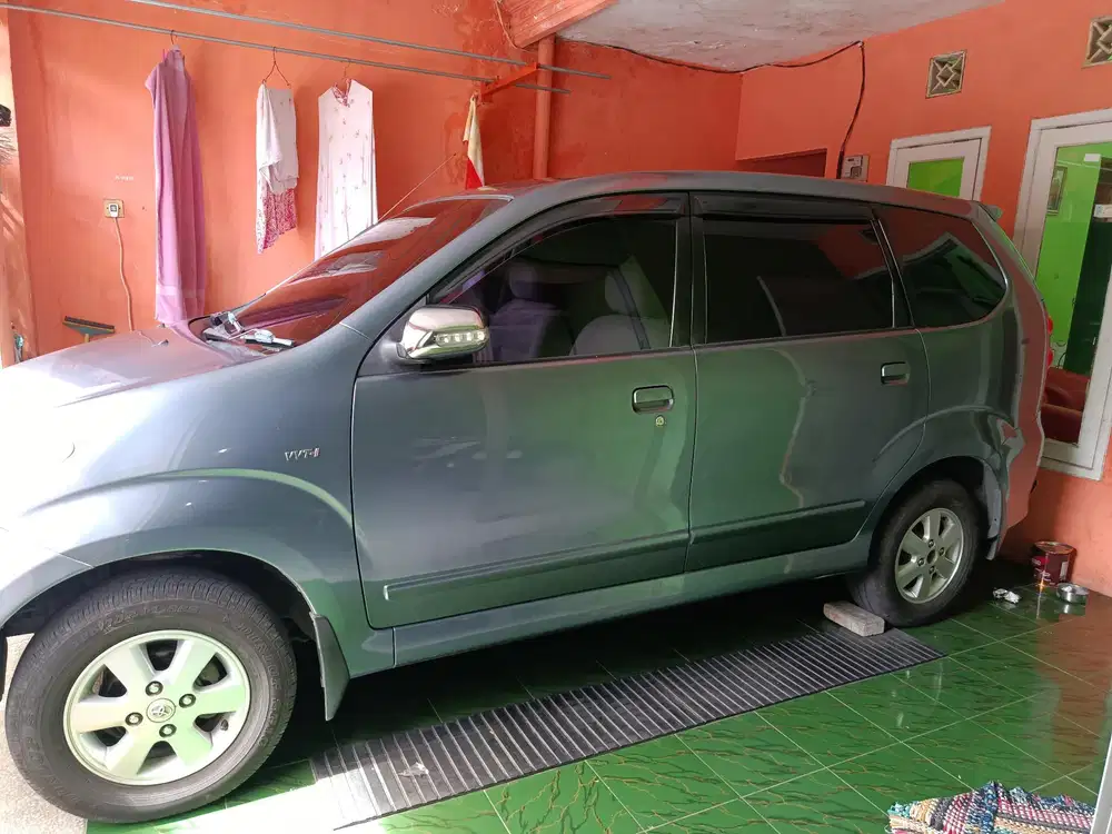 Toyota Avanza 2011 Bensin