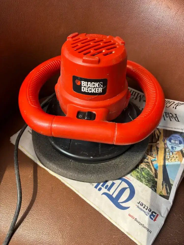 Second Mesin Poles Black Decker