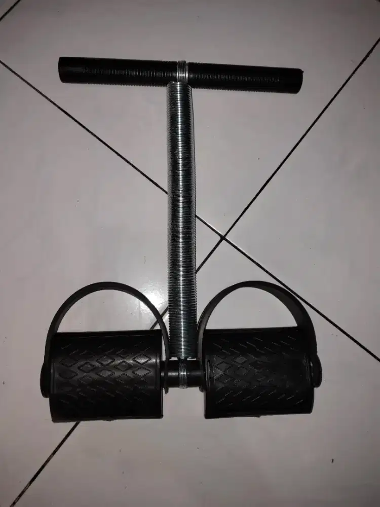Tummy trimmer alat olahraga