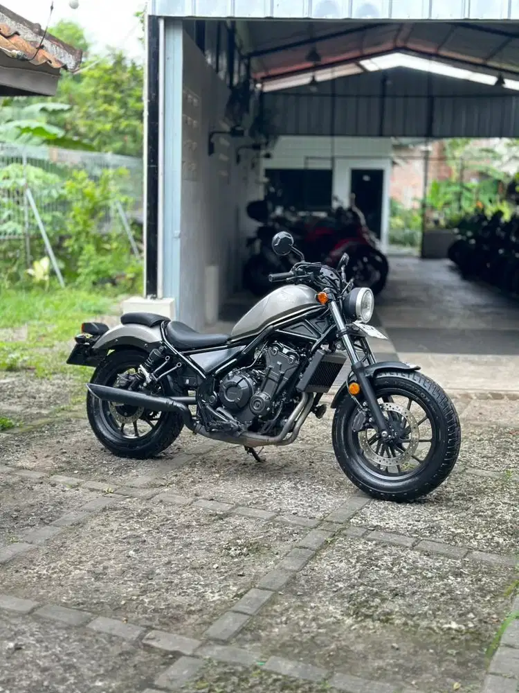 HONDA REBEL 500 LOW KM ANTIK