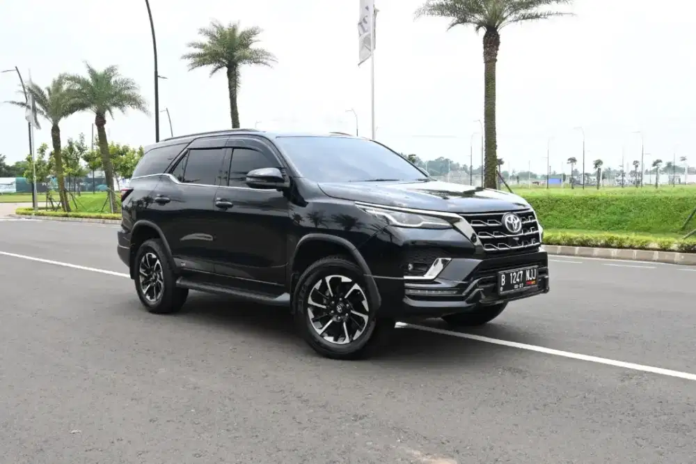 Toyota Fortuner VRZ GR 2.8 AT/METIC_DIESEL/SOLAR 2022_TERMURAH