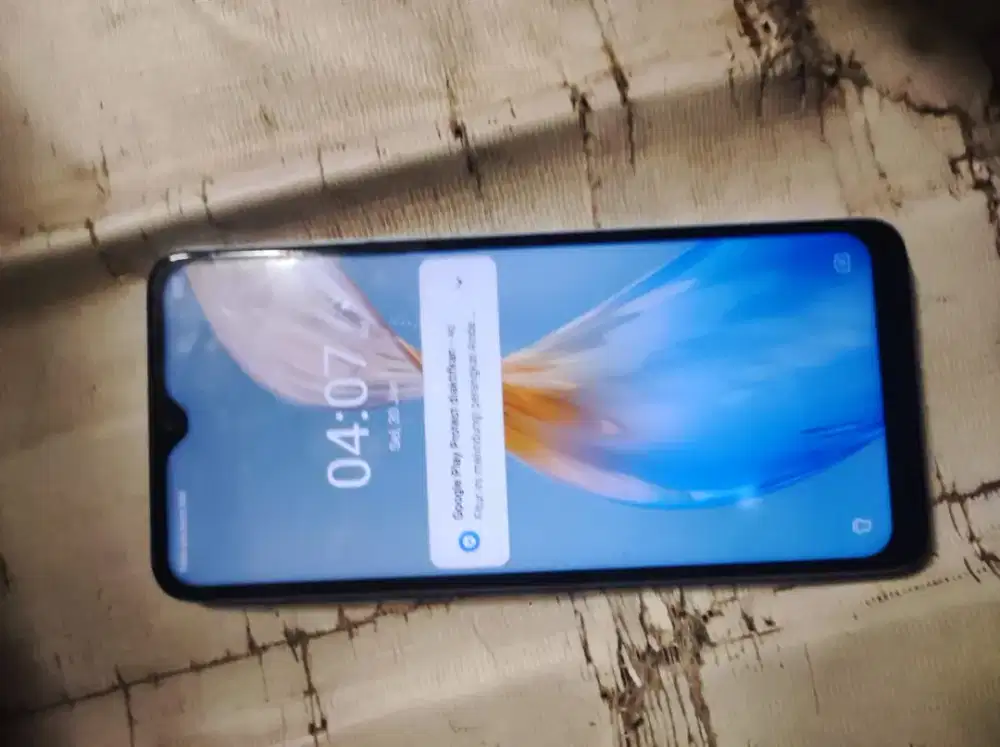 Itel p40 ram4+4/128