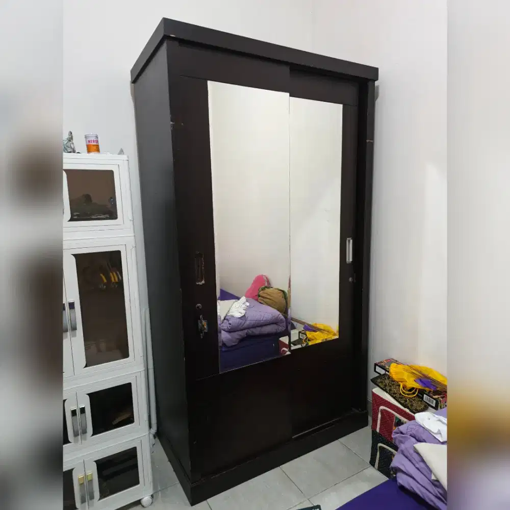 [Cibubur] Lemari Sliding Coklat Tua