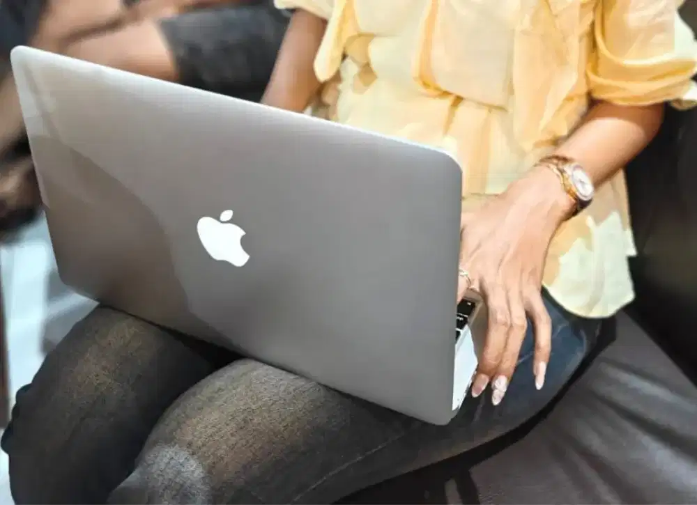 Macbook i5 2014