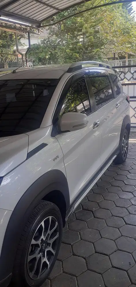 Suzuki XL7 2023 Bensin