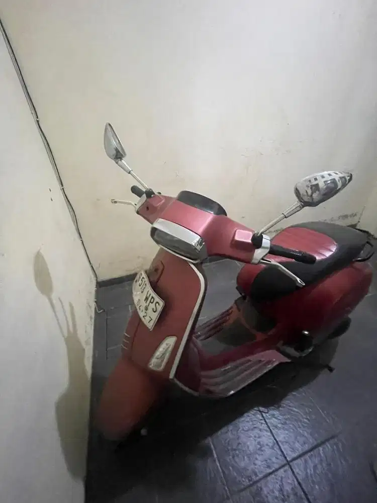 vespa sprint 2017 iget 3v merah doff mulus murah
