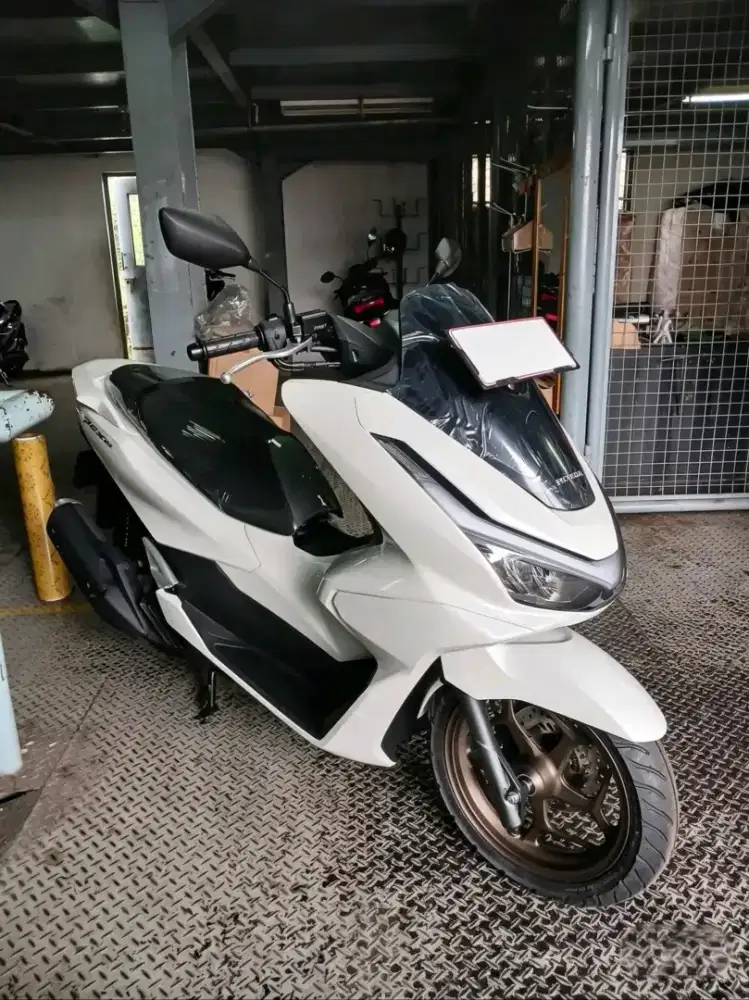 HONDA PCX 160 ABS WHITE