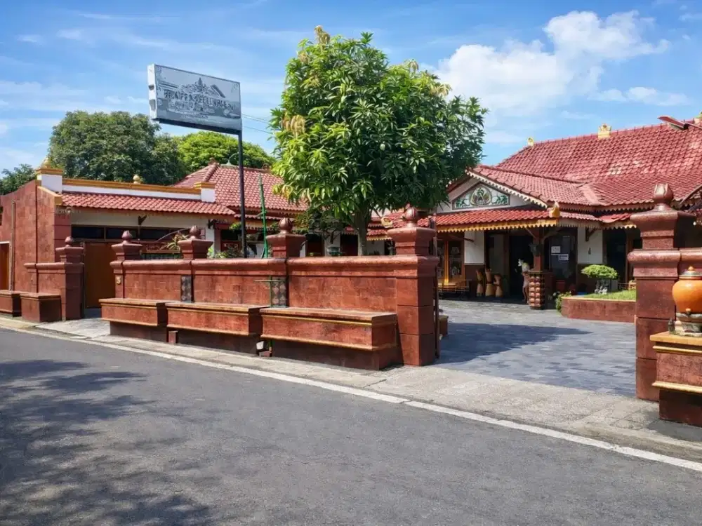 Rumah etnik jawa bagus dekat Alun - alun Yogyakarta