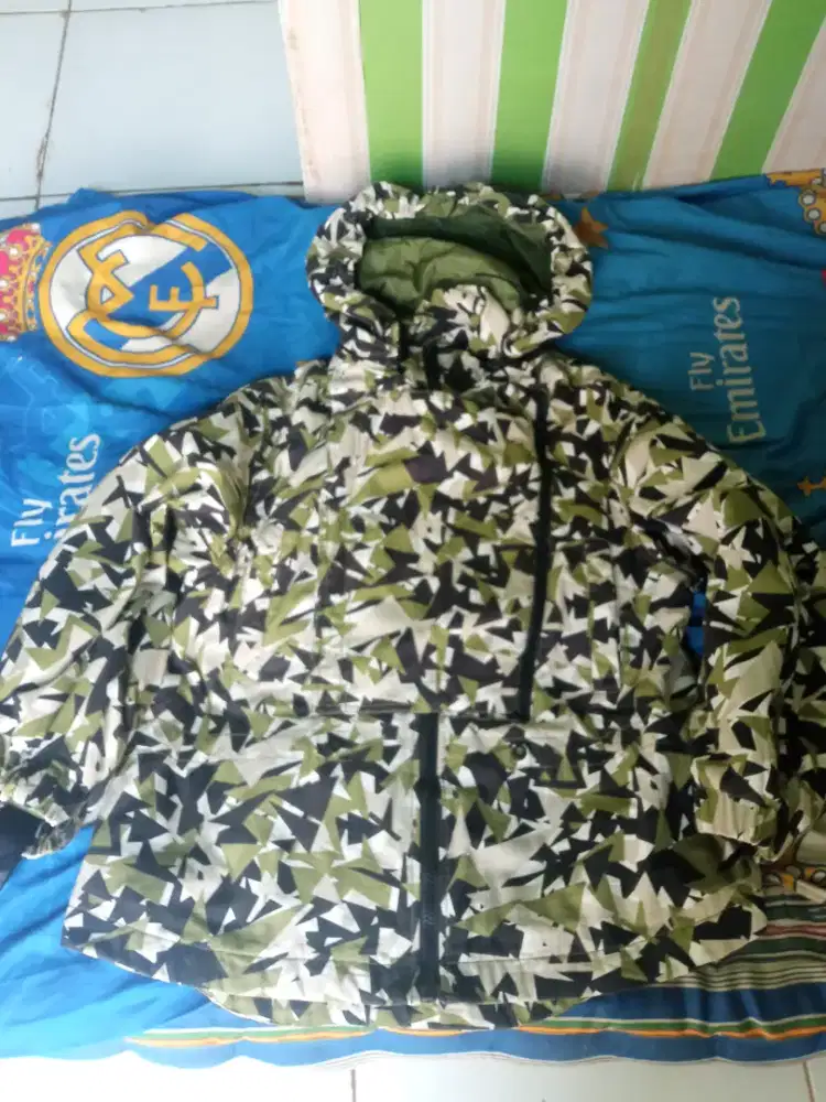 Jaket parasut made in korea