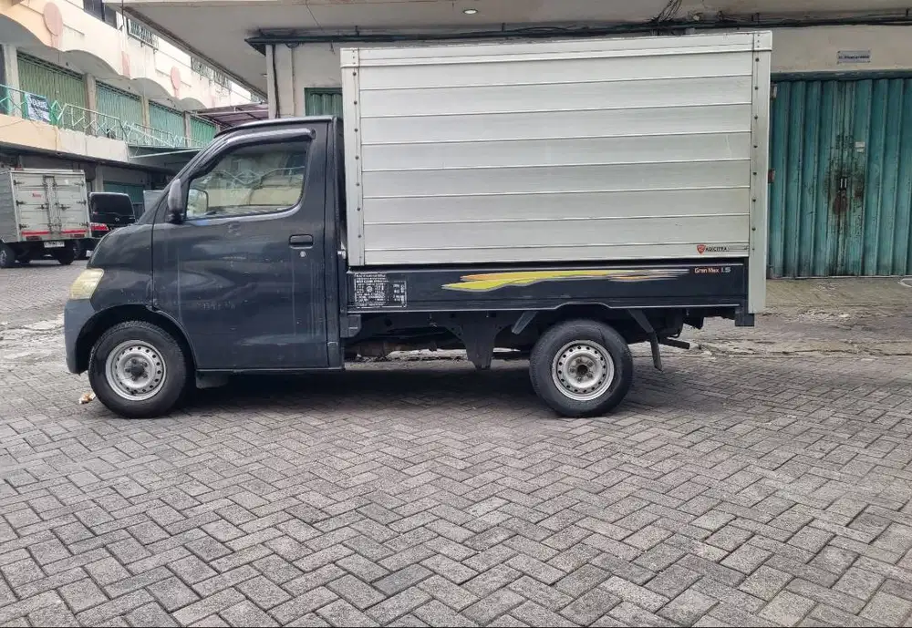 Dijual cepat mobil grandmax box aluminium