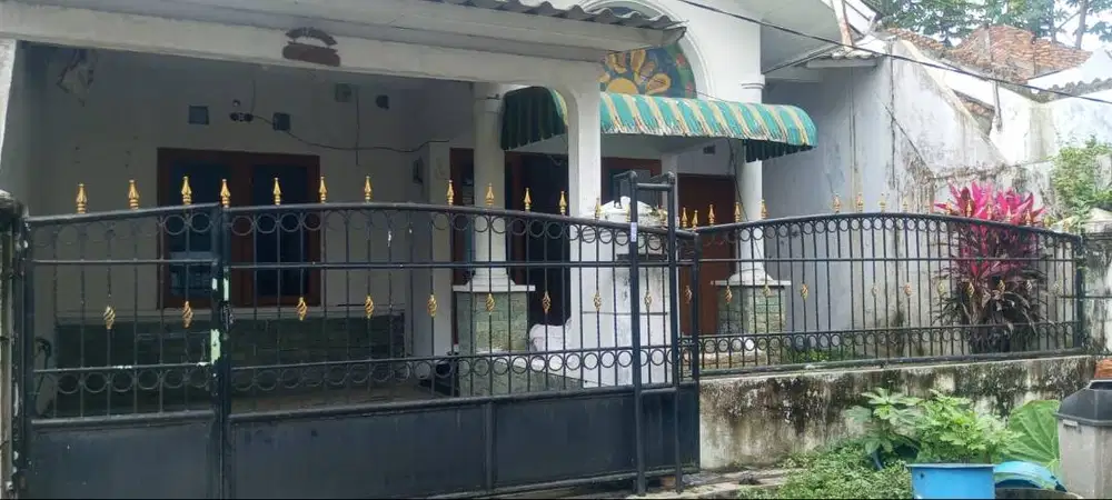 Dijual / Disewakan per tahun (boleh bayar per-6 bulan) Rumah di Bogor