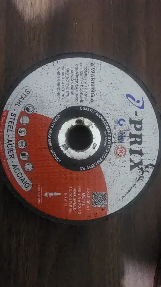 Batu gerinda 6 tebal 3mm Potong Carbon Steel